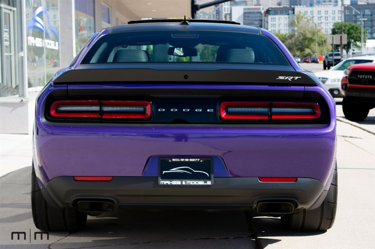 Dodge Challenger  2018