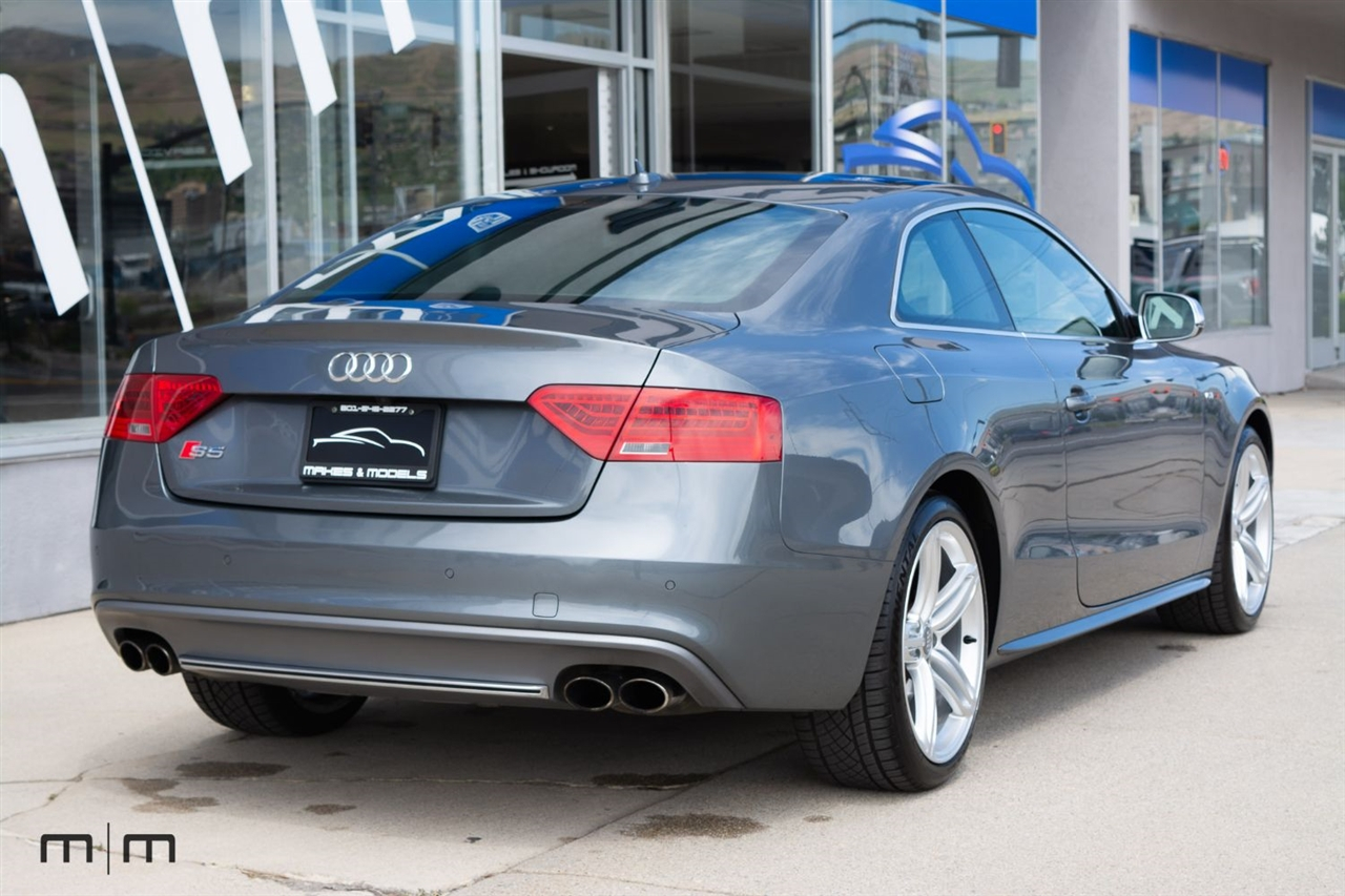 Audi S5  2013