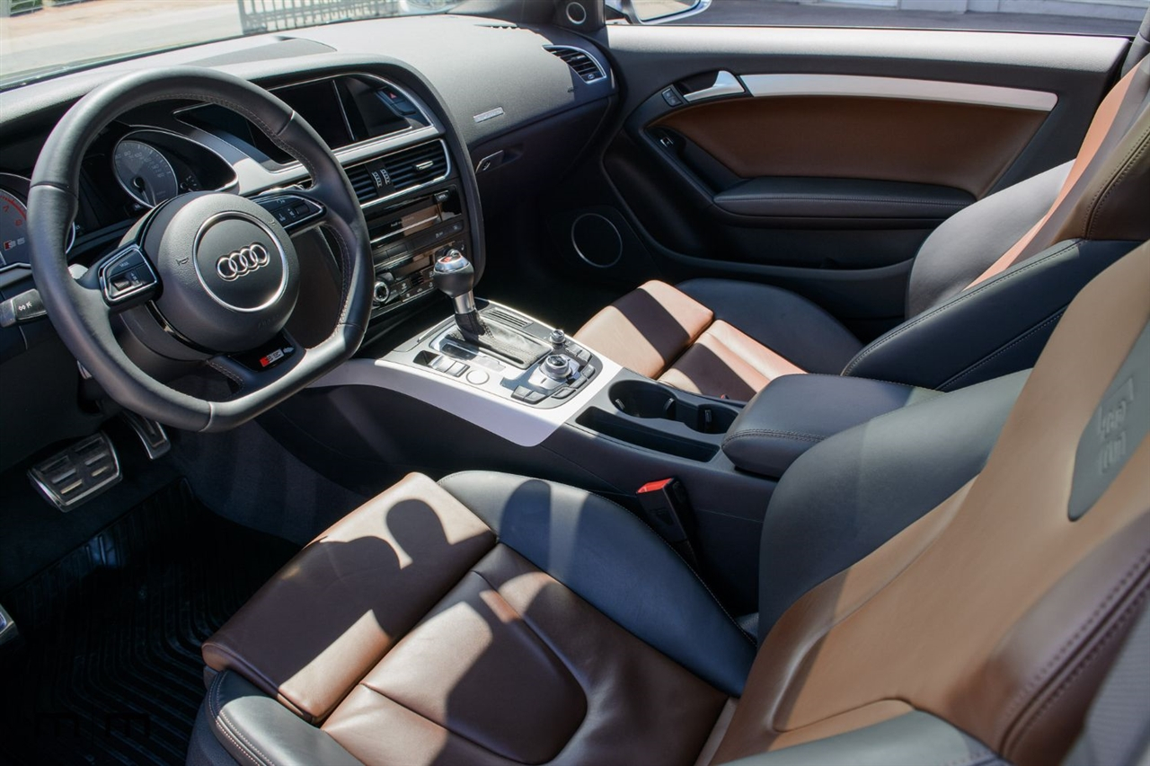 Audi S5  2013