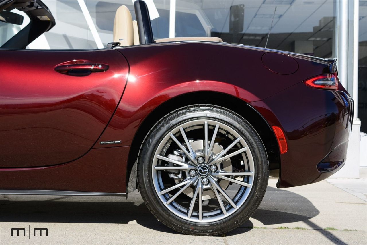 Mazda MX-5 Miata  2025