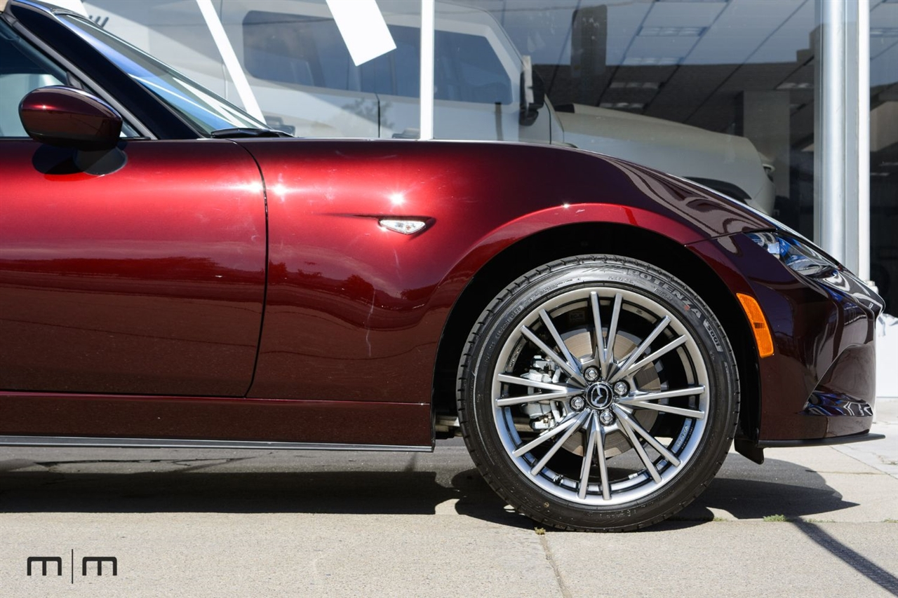Mazda MX-5 Miata  2025