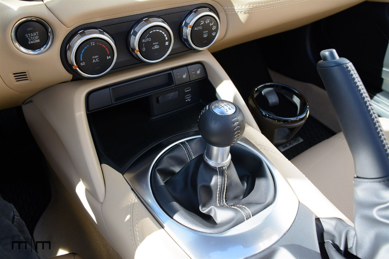 Mazda MX-5 Miata  2025