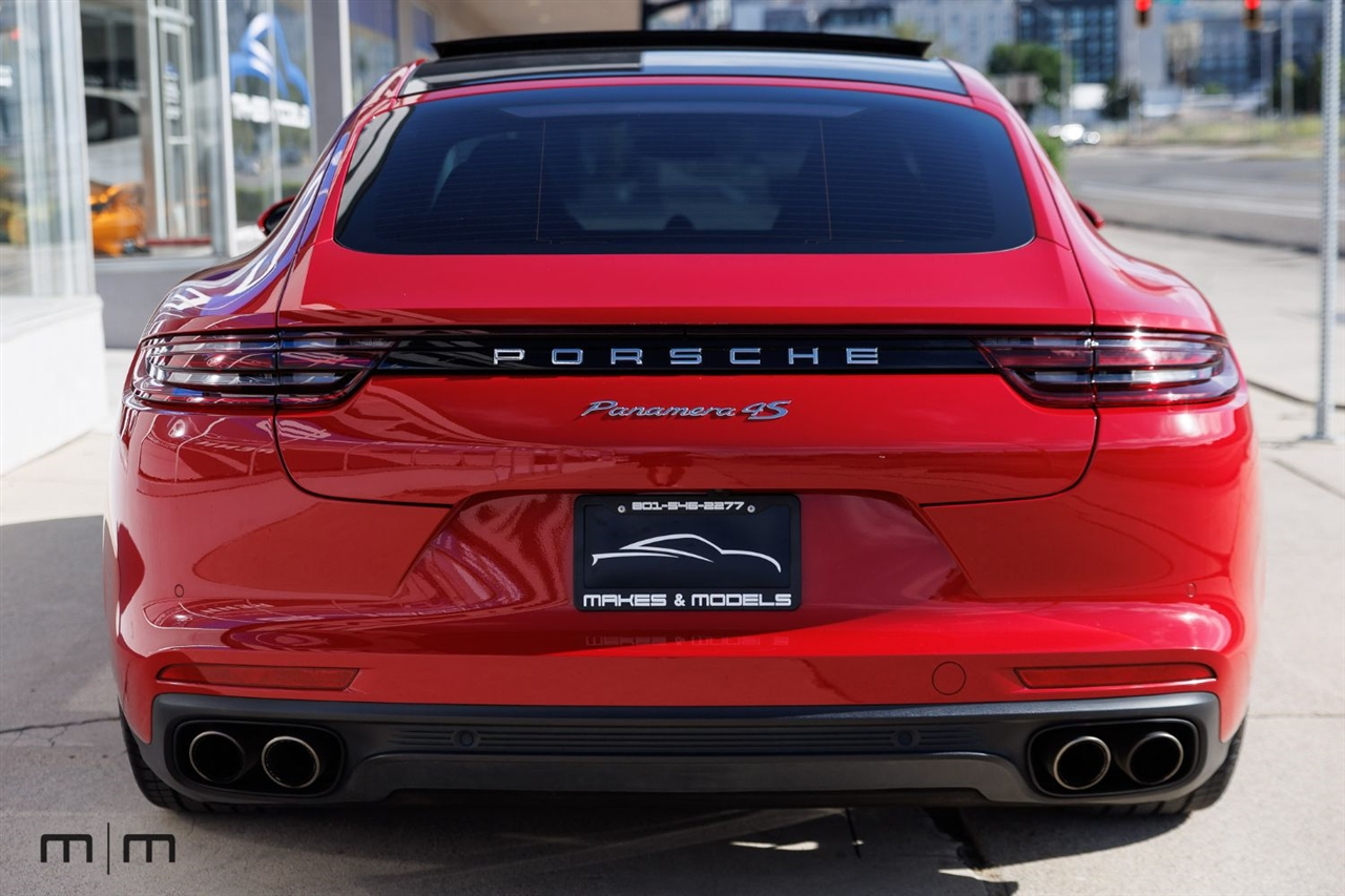 Porsche Panamera  2017