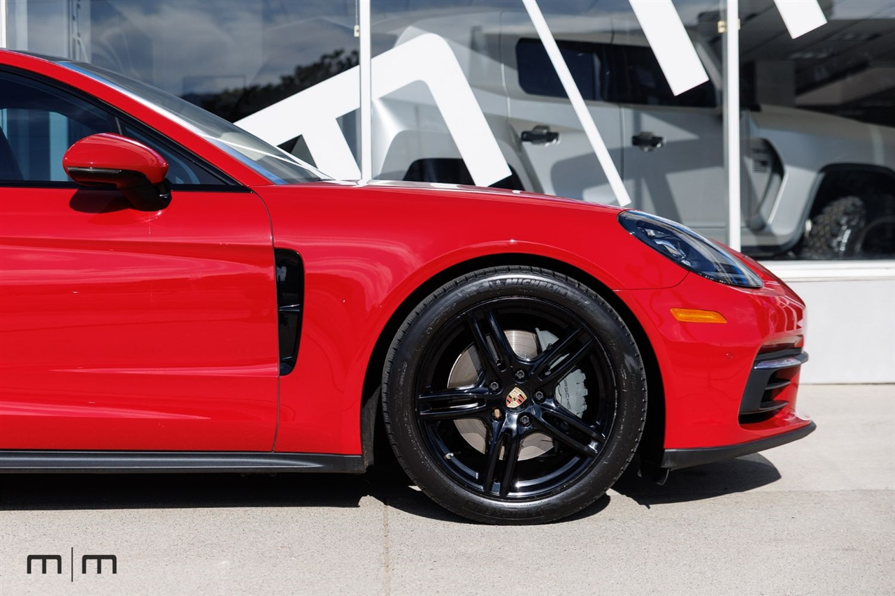 Porsche Panamera  2017