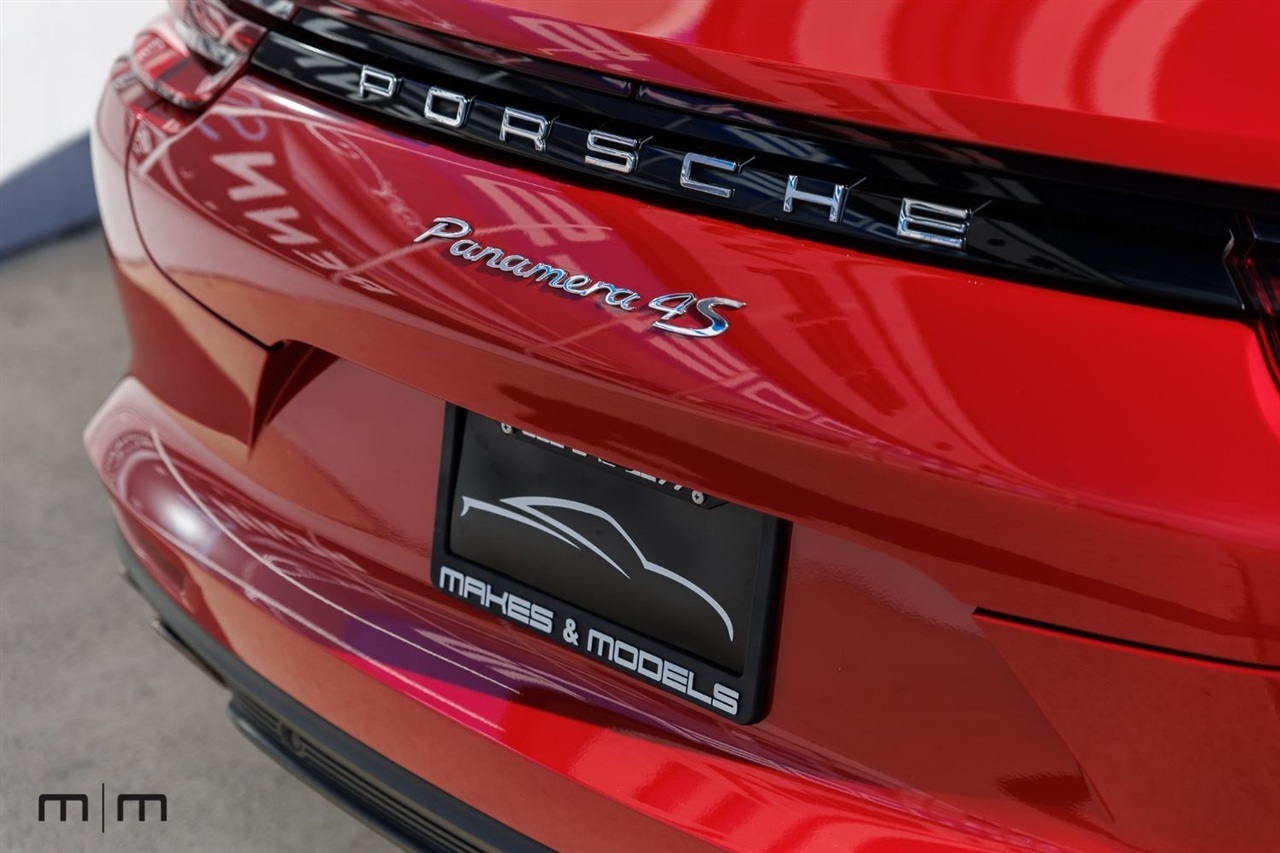 Porsche Panamera  2017
