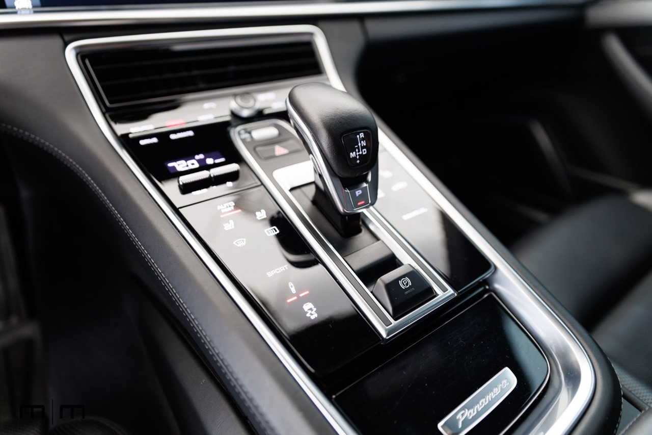 Porsche Panamera  2017