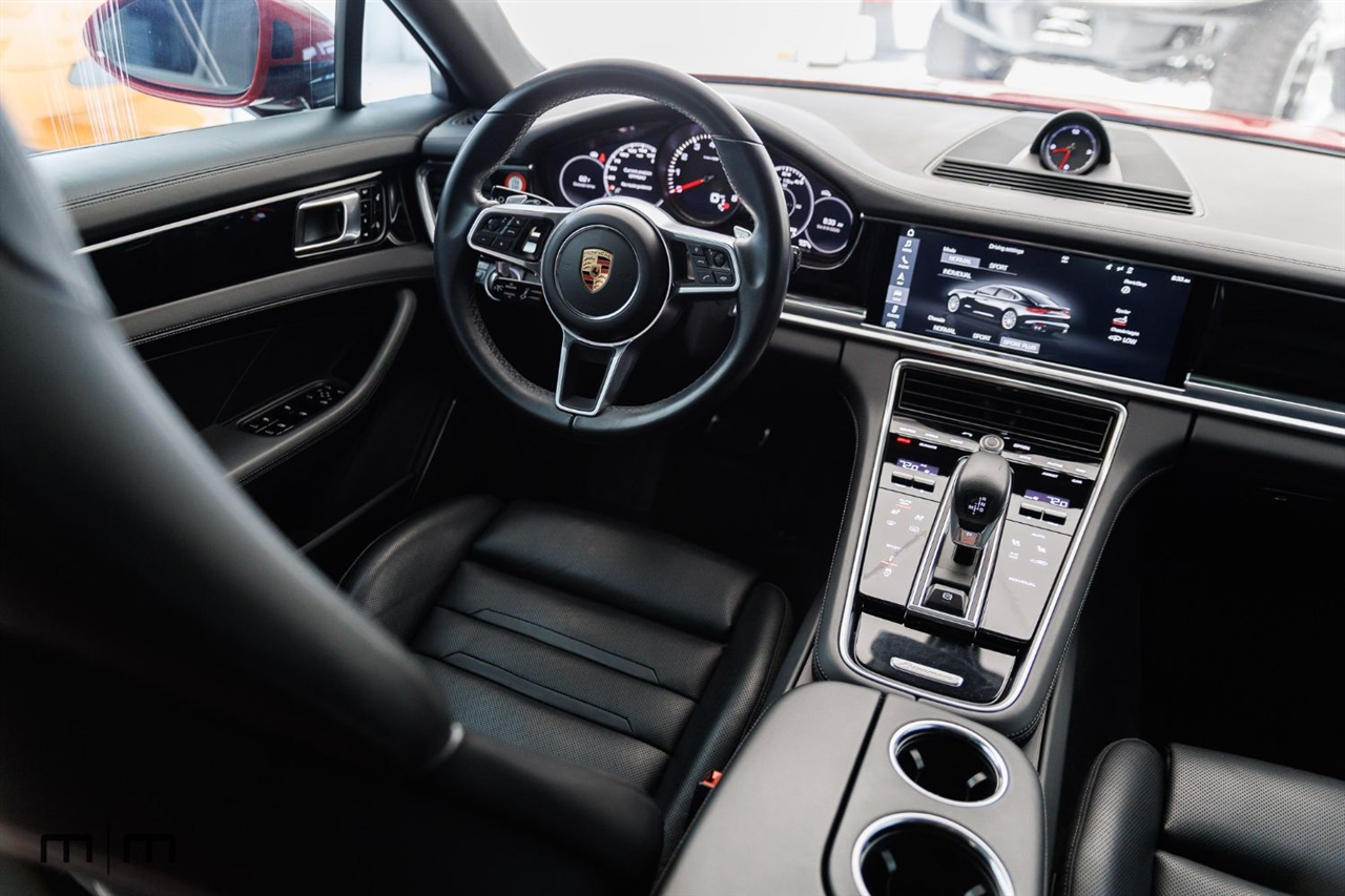 Porsche Panamera  2017