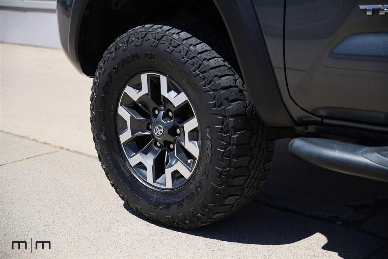 Toyota Tacoma  2019
