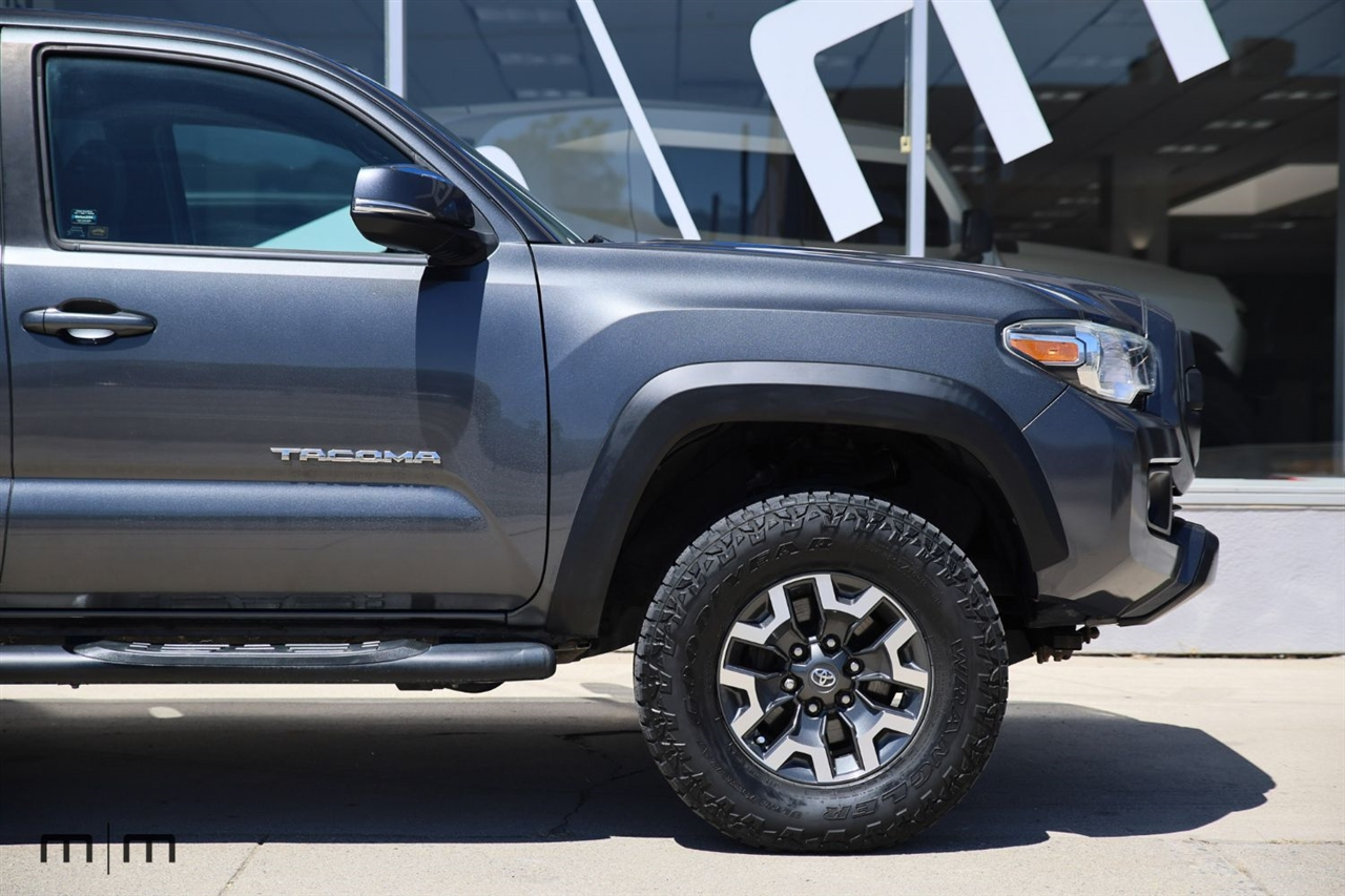 Toyota Tacoma  2019