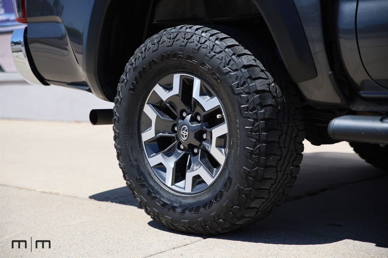Toyota Tacoma  2019