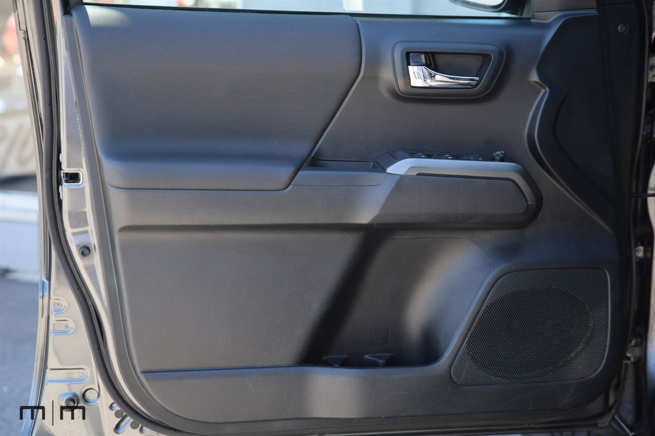 Toyota Tacoma  2019