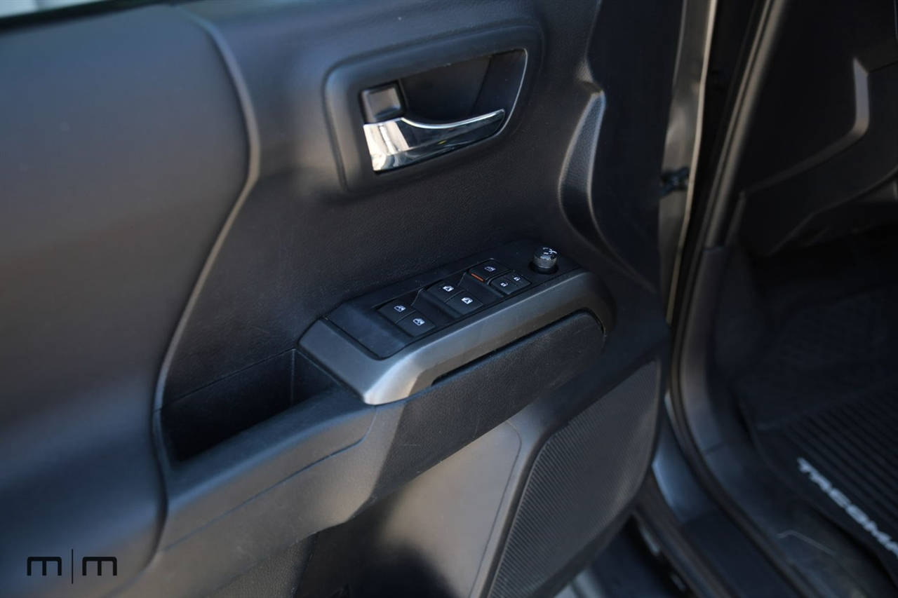 Toyota Tacoma  2019
