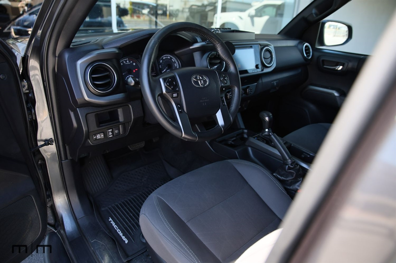 Toyota Tacoma  2019