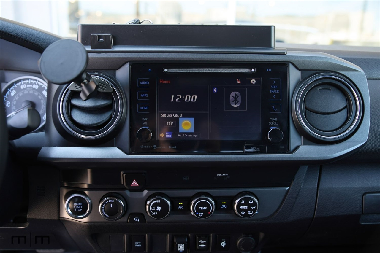 Toyota Tacoma  2019