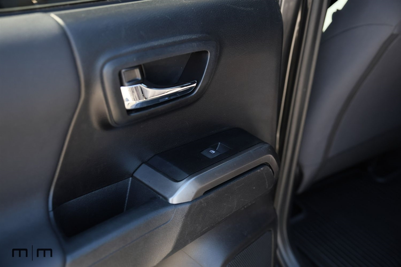 Toyota Tacoma  2019