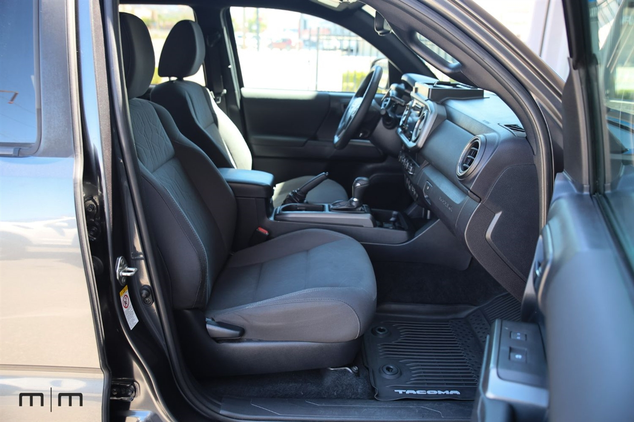 Toyota Tacoma  2019