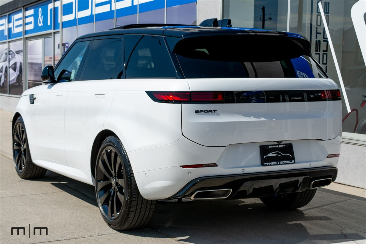 Land Rover Range Rover Sport  2025