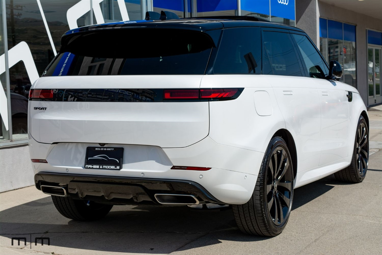 Land Rover Range Rover Sport  2025