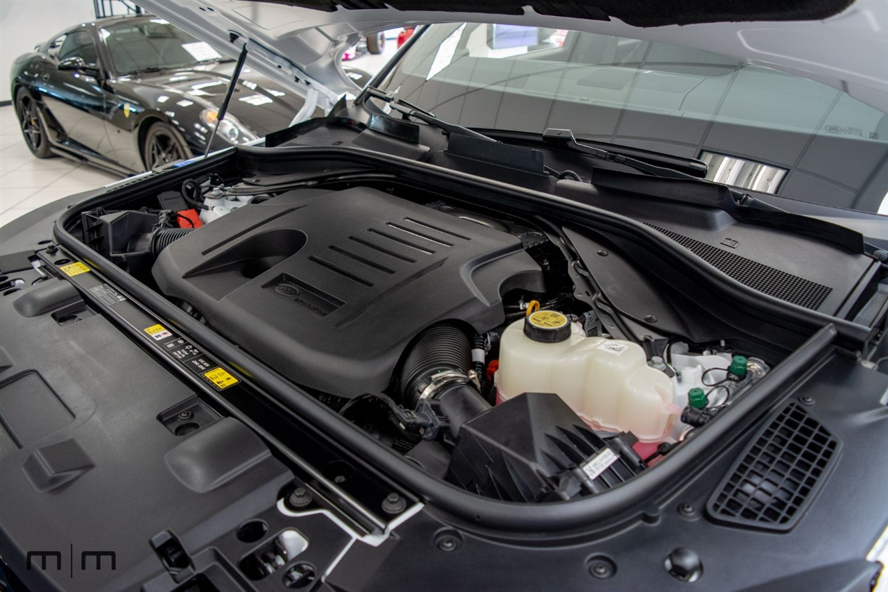 Land Rover Range Rover Sport  2025