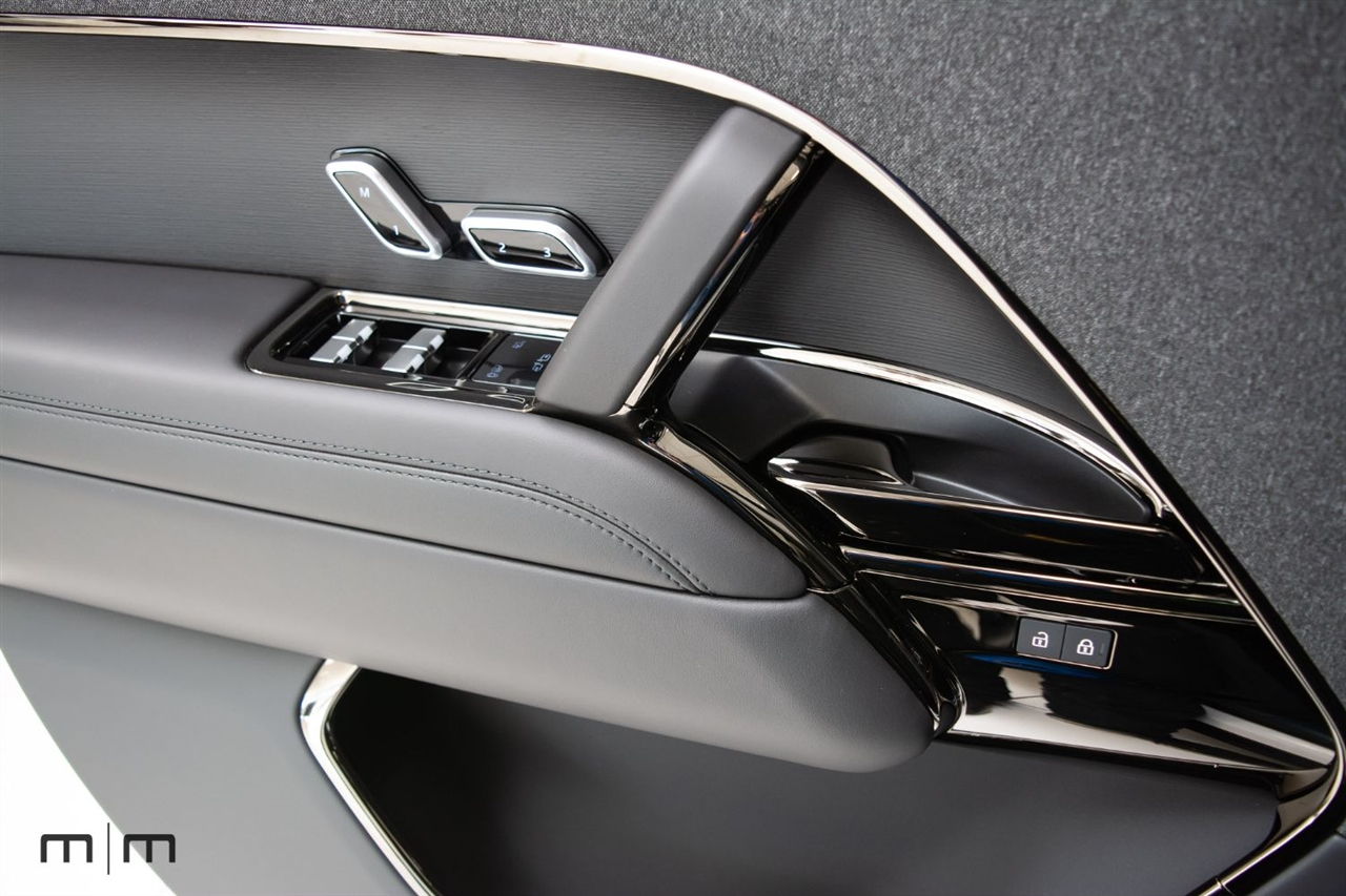 Land Rover Range Rover Sport  2025