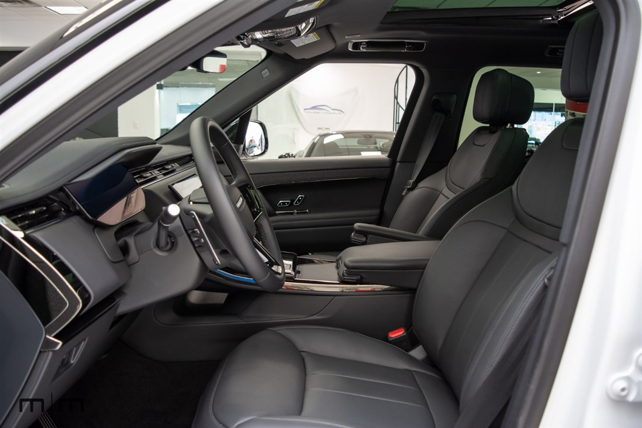 Land Rover Range Rover Sport  2025