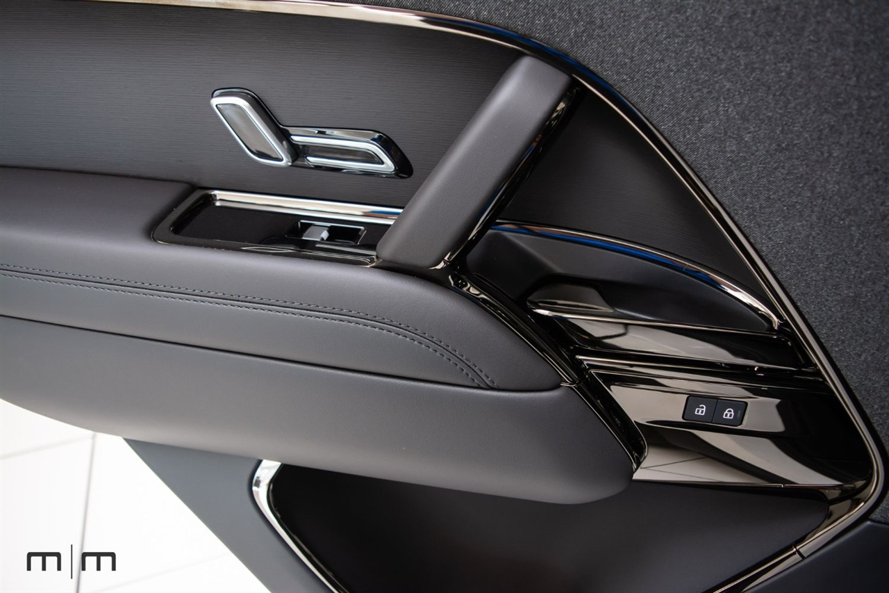 Land Rover Range Rover Sport  2025