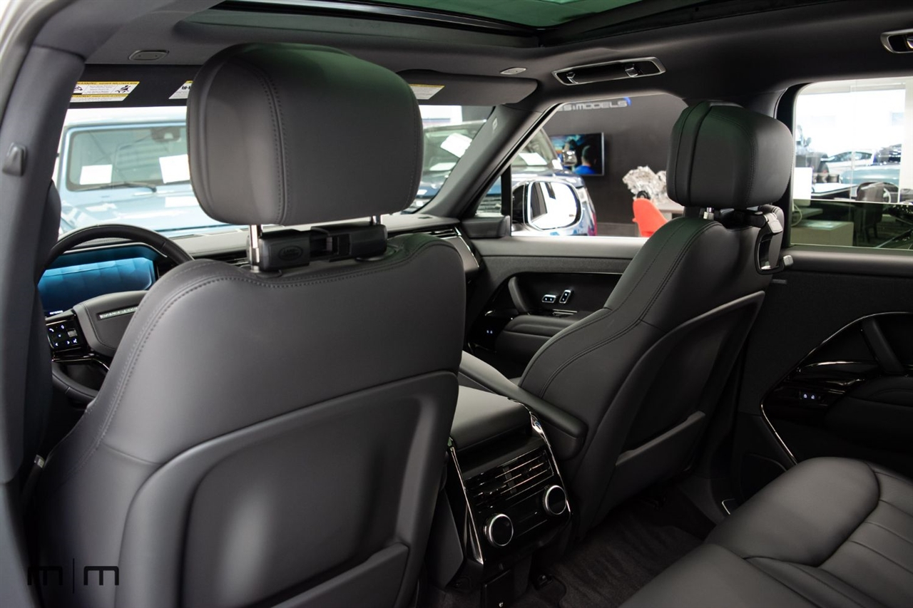 Land Rover Range Rover Sport  2025