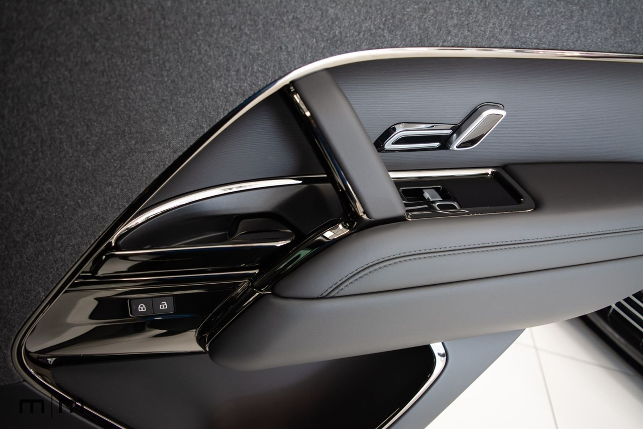 Land Rover Range Rover Sport  2025