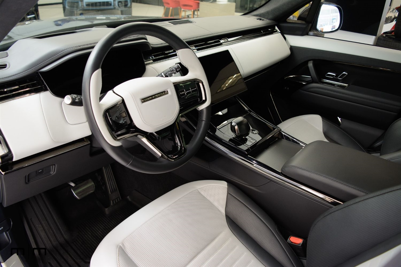Land Rover Range Rover Sport  2024