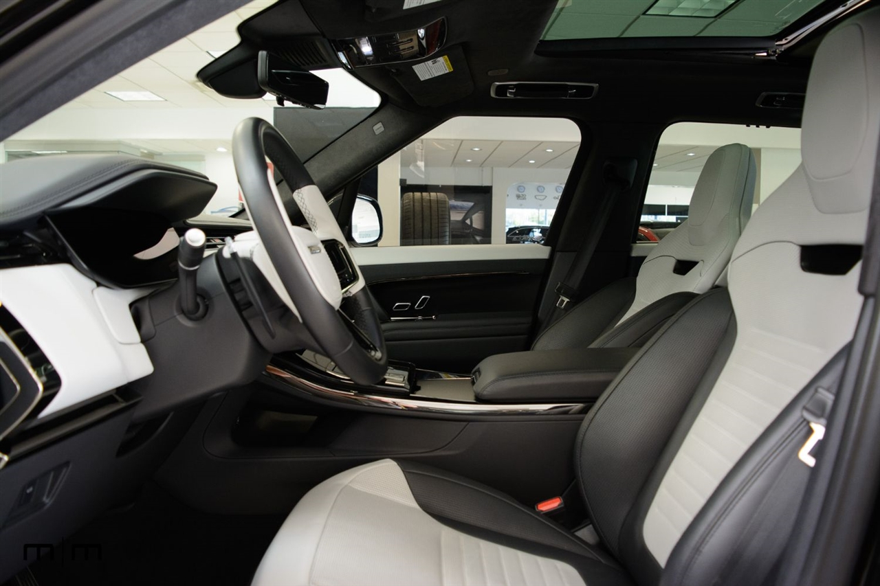 Land Rover Range Rover Sport  2024
