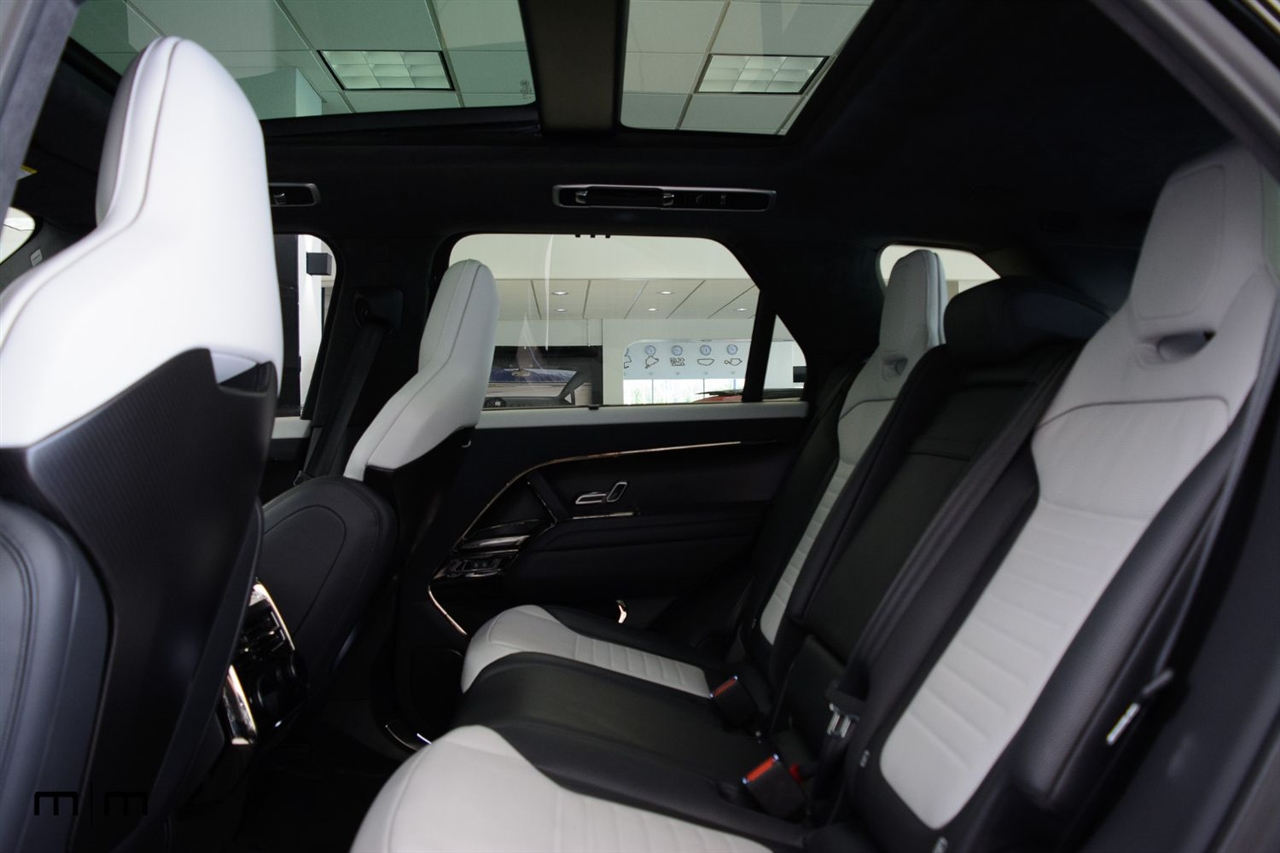 Land Rover Range Rover Sport  2024
