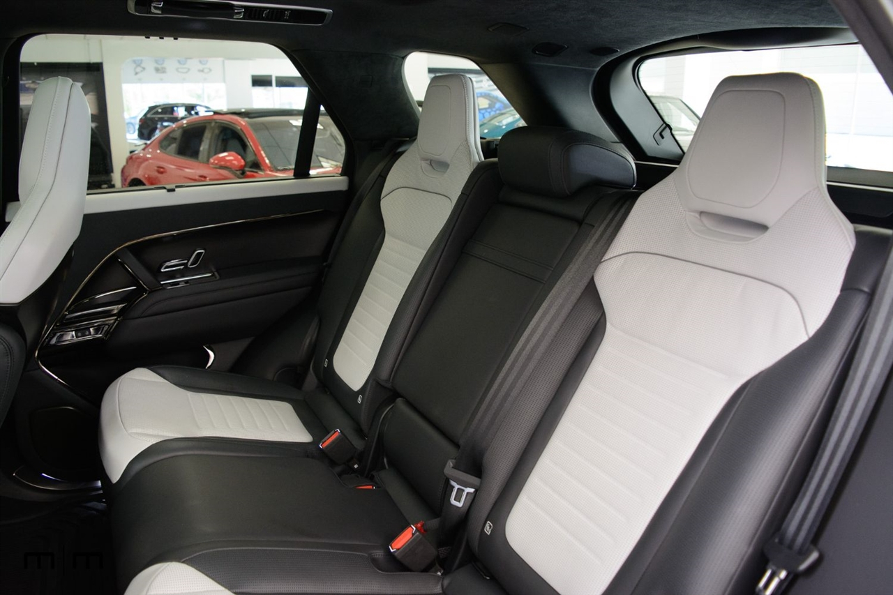 Land Rover Range Rover Sport  2024