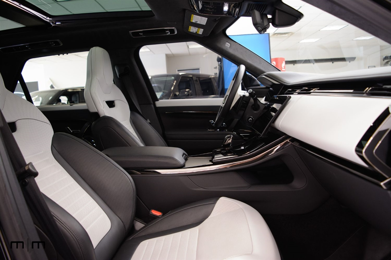 Land Rover Range Rover Sport  2024