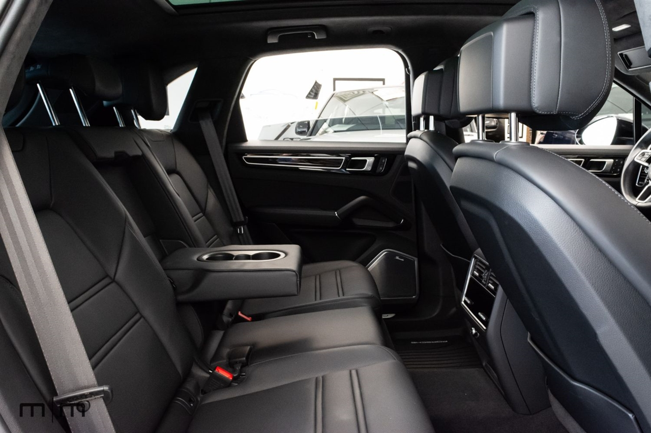 Porsche Cayenne  2023