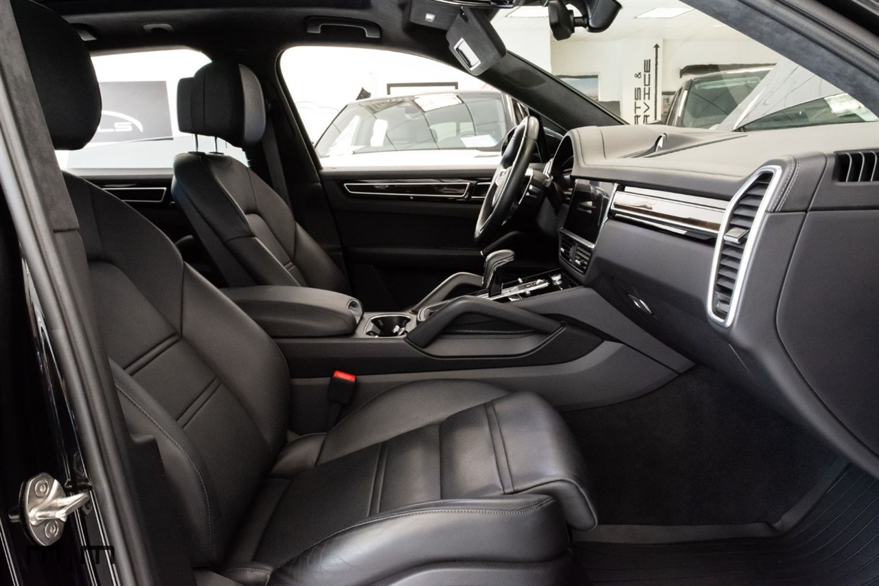 Porsche Cayenne  2023