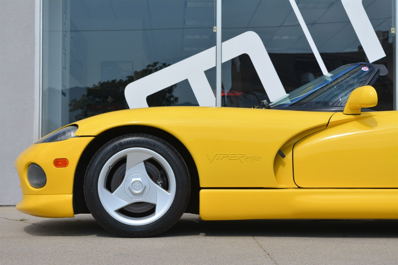 Dodge Viper  1995
