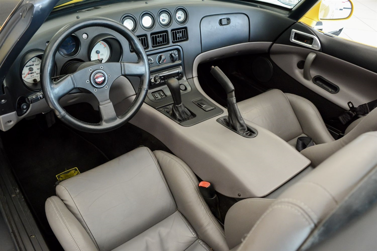 Dodge Viper  1995