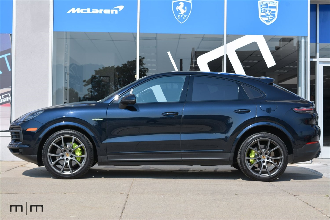 Porsche Cayenne  2022