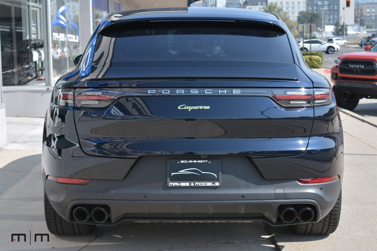Porsche Cayenne  2022