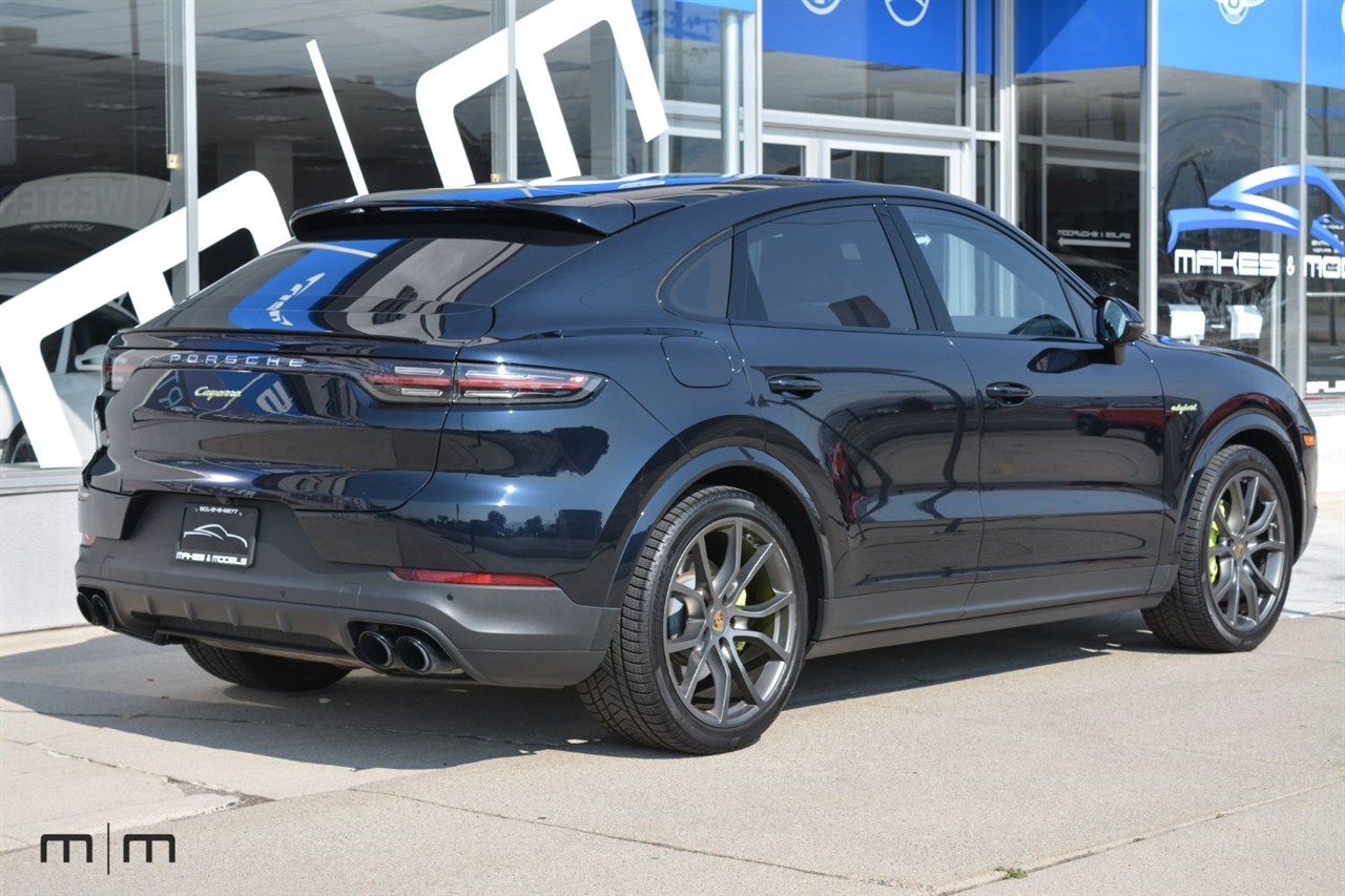 Porsche Cayenne  2022