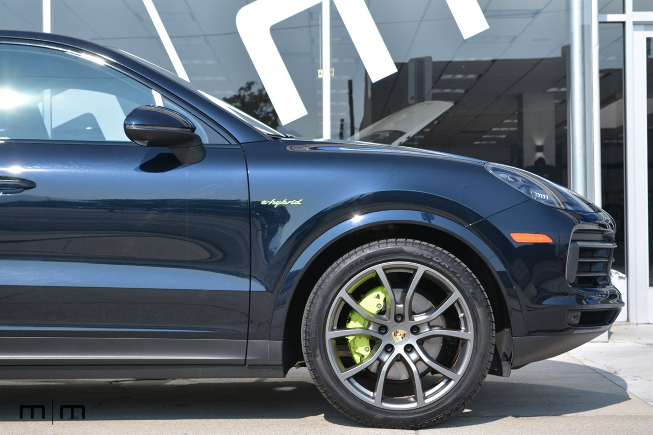 Porsche Cayenne  2022