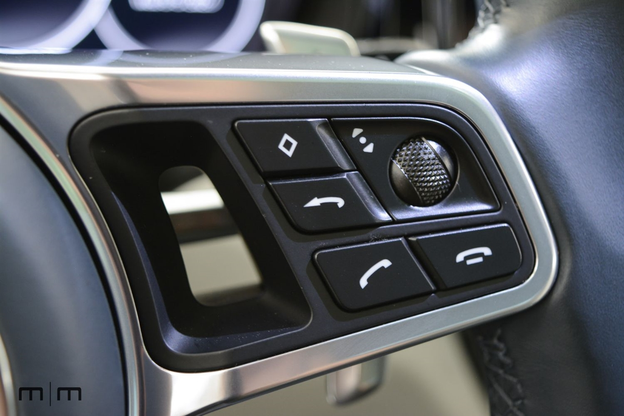 Porsche Cayenne  2022