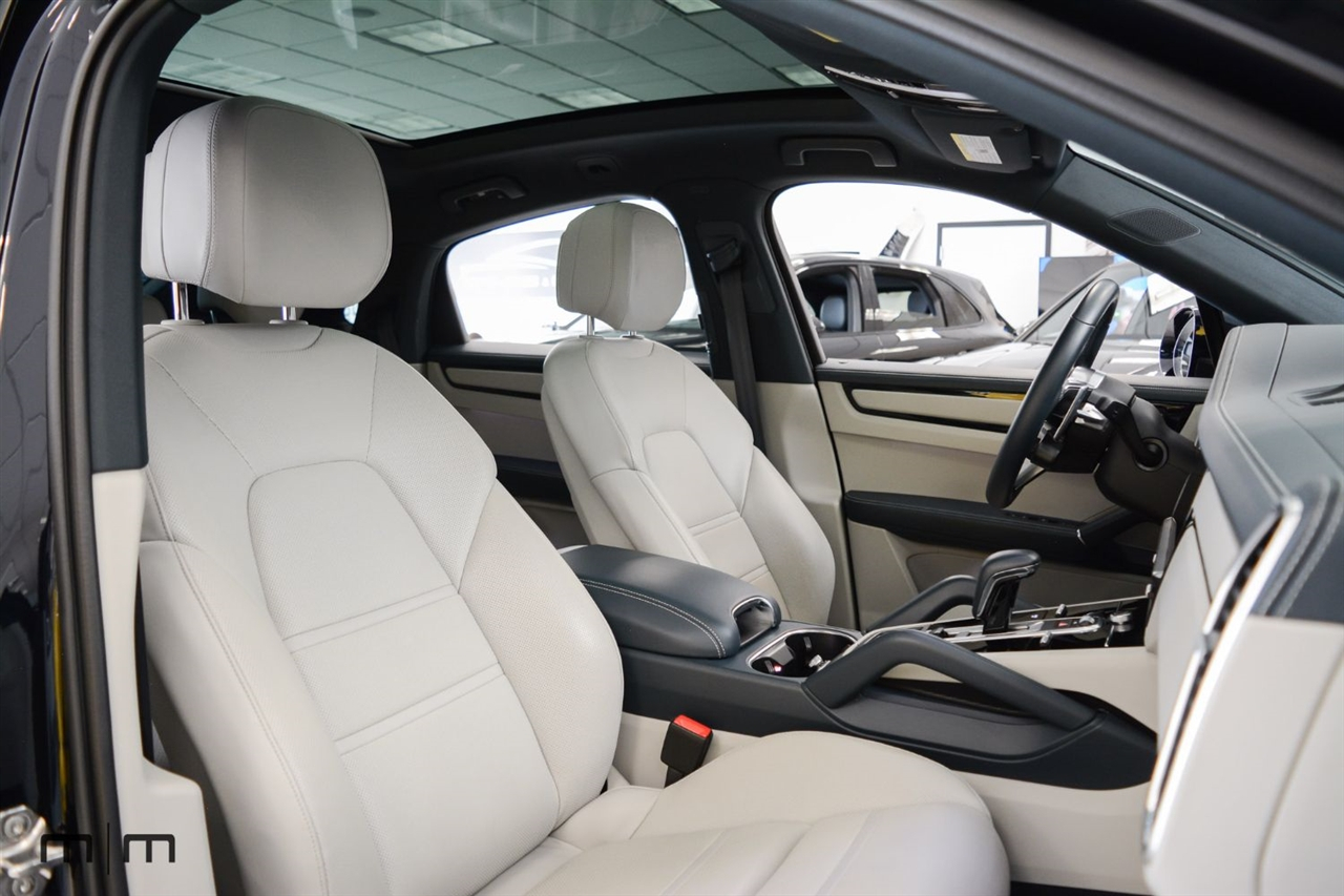 Porsche Cayenne  2022