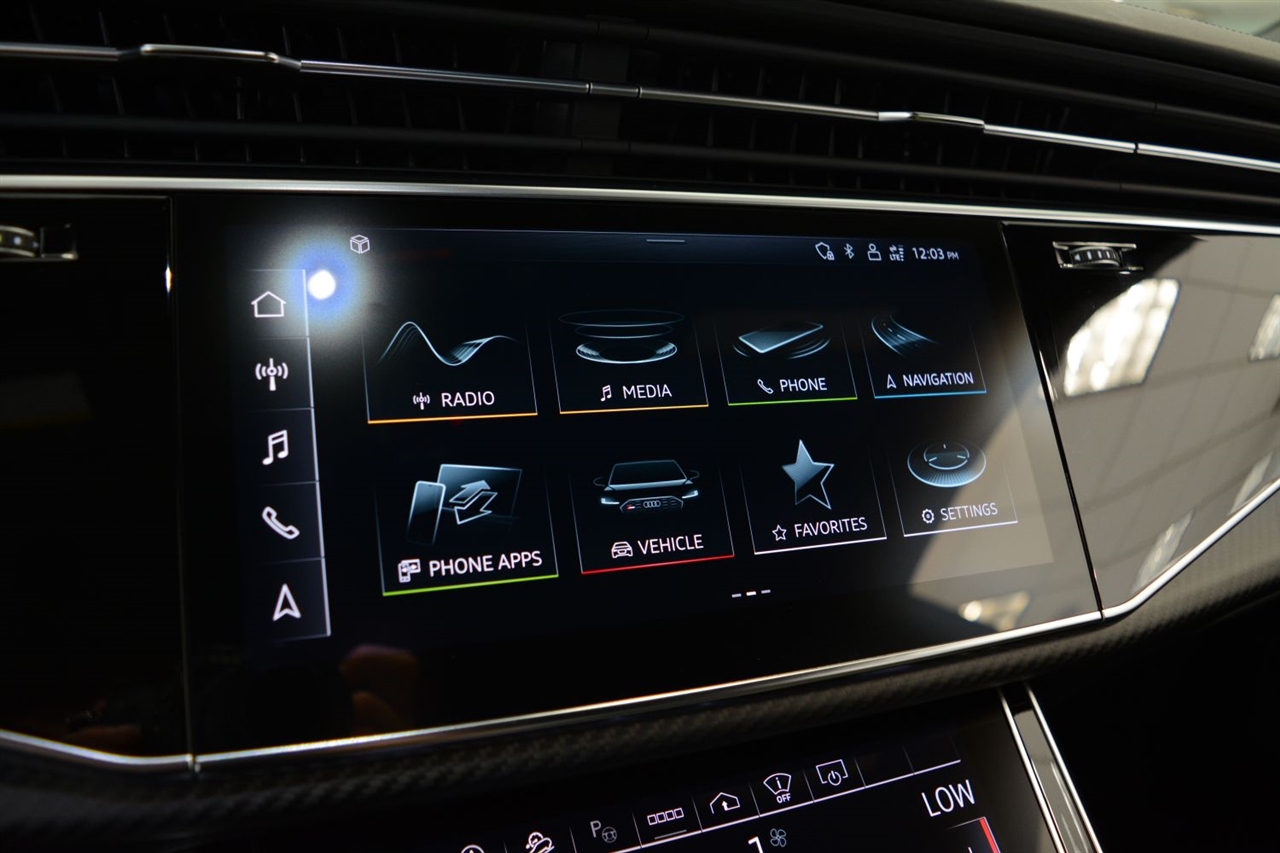 Audi RS Q8  2024