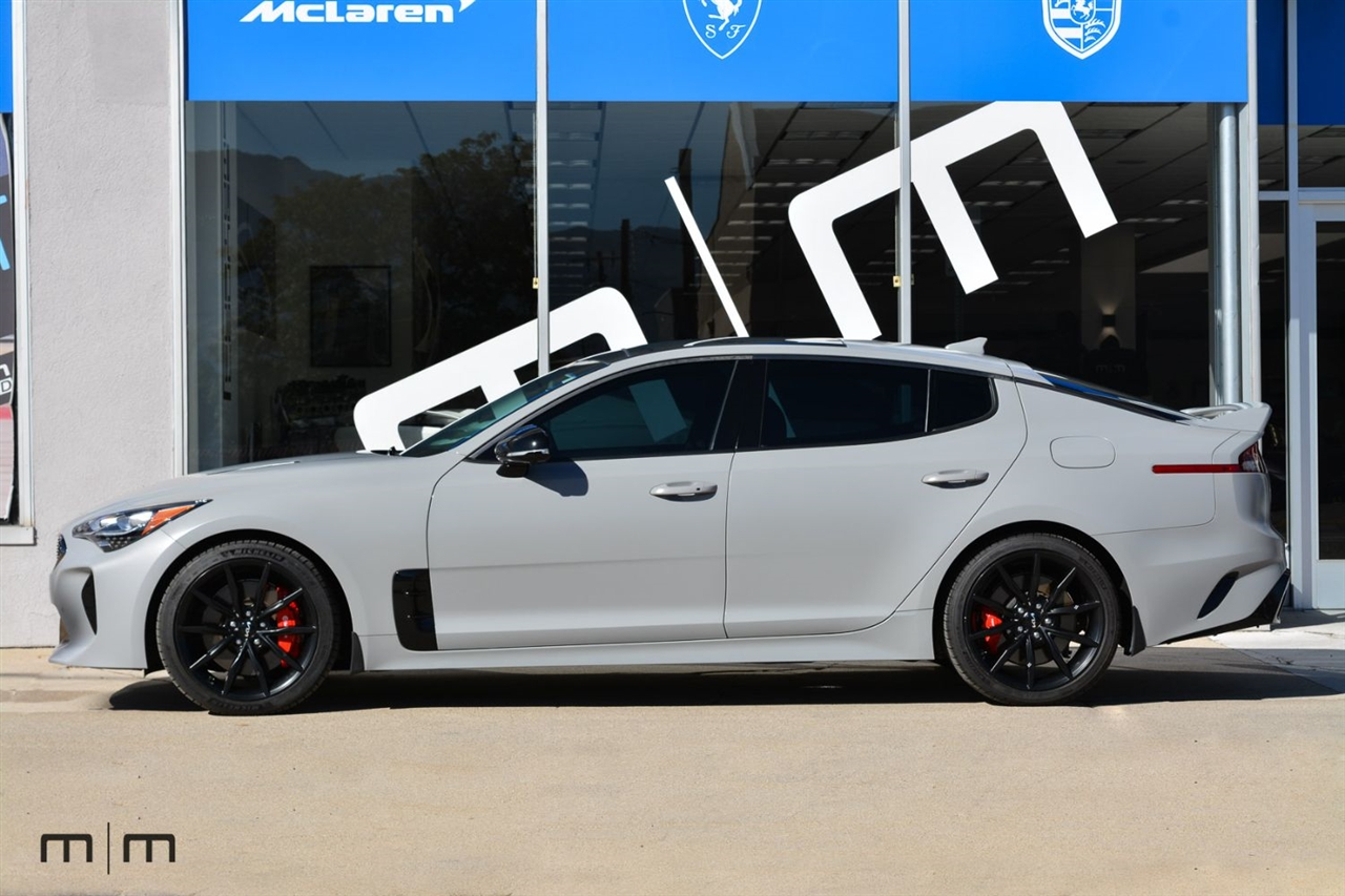 Kia Stinger  2022