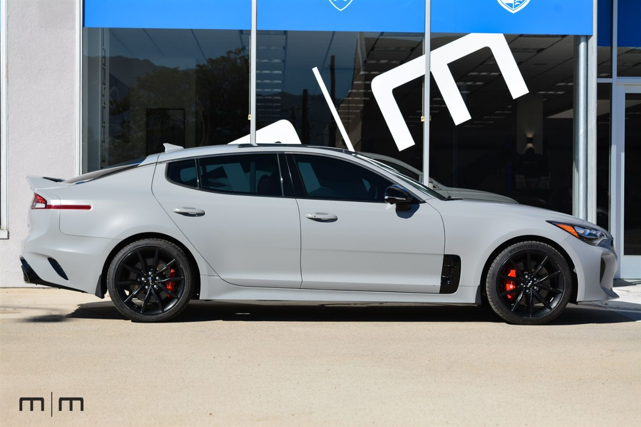 Kia Stinger  2022