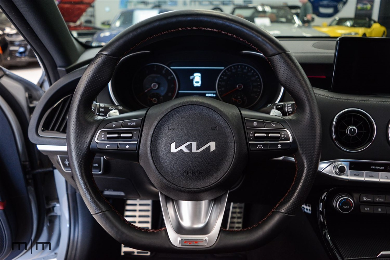 Kia Stinger  2022