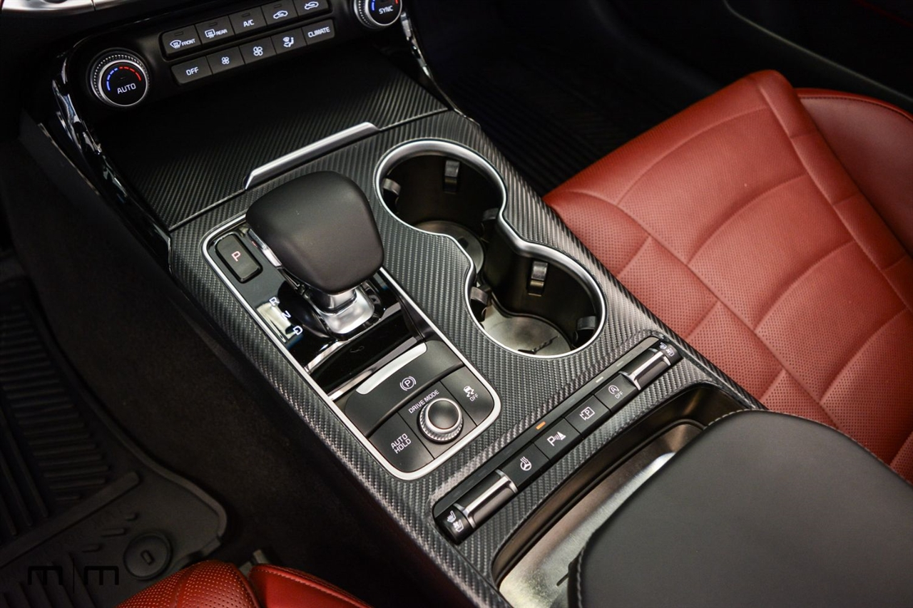 Kia Stinger  2022