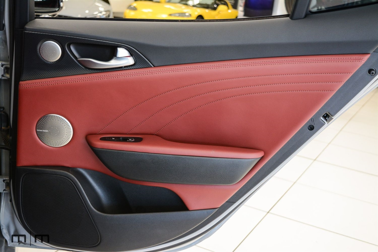 Kia Stinger  2022