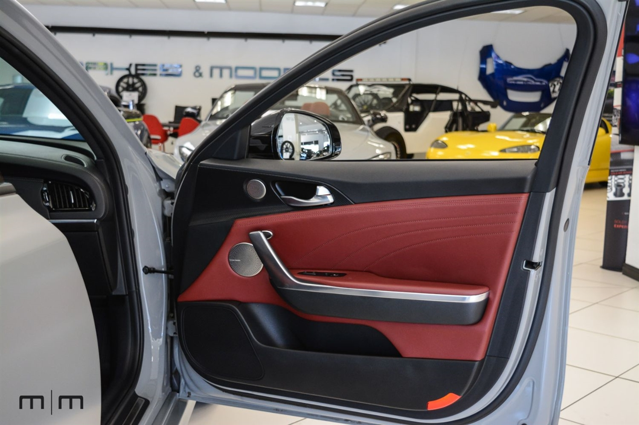 Kia Stinger  2022